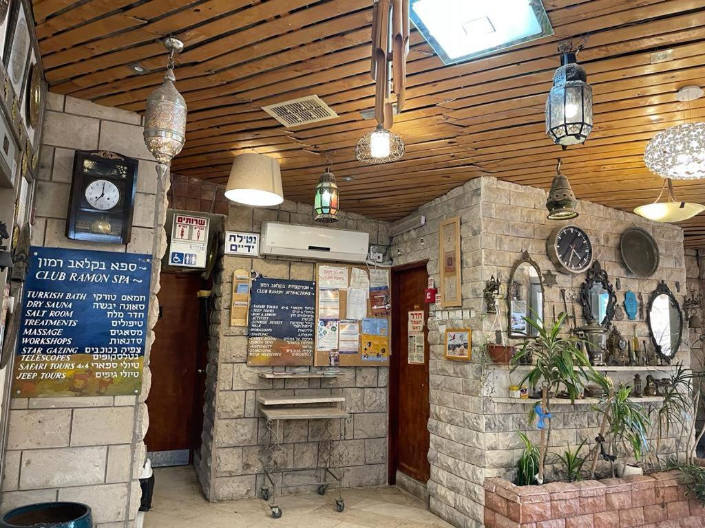 Hotel Club Ramon Mitzpe Ramon Esterno foto
